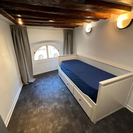 Cosy Arc De Triomphe Champs Elysees Bail Mobilite